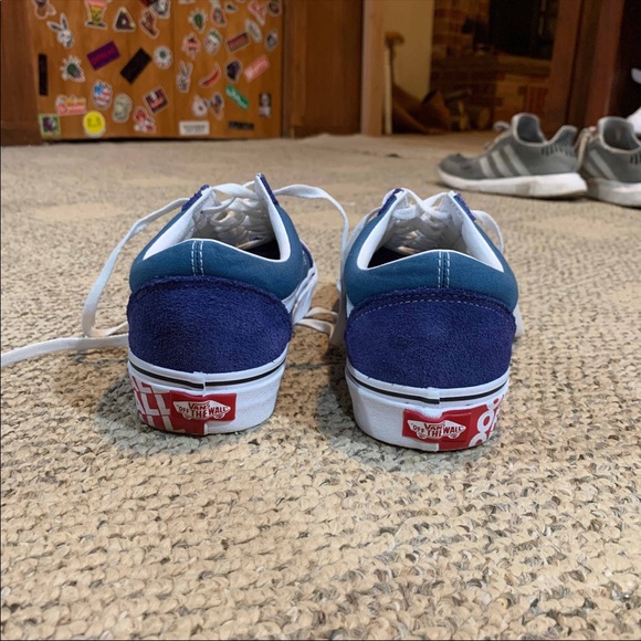 Vans - Picture 4 of 7